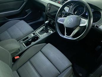 VOLKSWAGEN PASSAT 1.5 TSI EVO SE Nav Estate 5dr Petrol DSG Euro 6 (s/s) (150 ps)