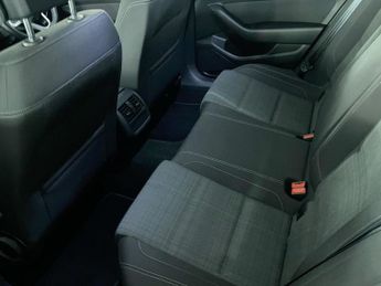 VOLKSWAGEN PASSAT 1.5 TSI EVO SE Nav Estate 5dr Petrol DSG Euro 6 (s/s) (150 ps)