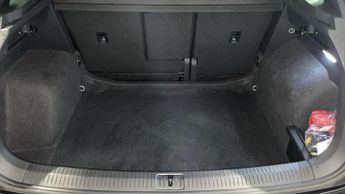 VOLKSWAGEN TIGUAN 1.5 TSI R-Line SUV 5dr Petrol DSG Euro 6 (s/s) (150 ps)