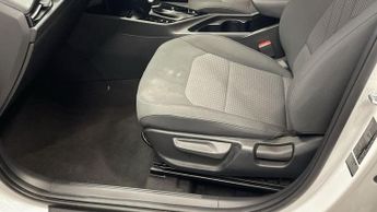 KIA NIRO 1.6h GDi 2 SUV 5dr Petrol Hybrid DCT Euro 6 (s/s) (139 bhp)
