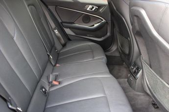 BMW 1 SERIES 1.5 118i M Sport Hatchback 5dr Petrol DCT Euro 6 (s/s) (140 ps)