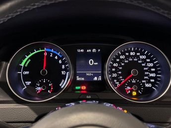 VOLKSWAGEN GOLF 1.4 TSI GTE Nav Hatchback 5dr Petrol Plug-in Hybrid DSG Euro 6 (
