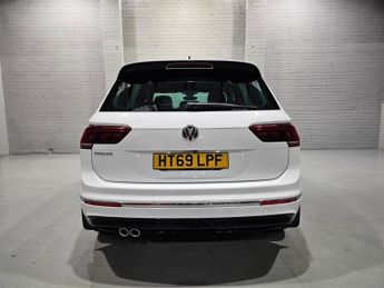 VOLKSWAGEN TIGUAN 1.5 TSI EVO R-Line Tech SUV 5dr Petrol DSG Euro 6 (s/s) (150 ps)