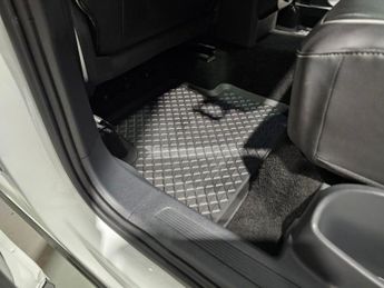 VOLKSWAGEN TIGUAN 1.5 TSI EVO R-Line Tech SUV 5dr Petrol DSG Euro 6 (s/s) (150 ps)