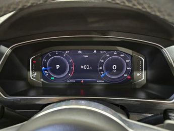 VOLKSWAGEN TIGUAN 1.5 TSI EVO R-Line Tech SUV 5dr Petrol DSG Euro 6 (s/s) (150 ps)