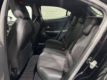 VAUXHALL MOKKA ELECTRIC 50kWh SRi Premium SUV 5dr Electric Auto (136 ps)