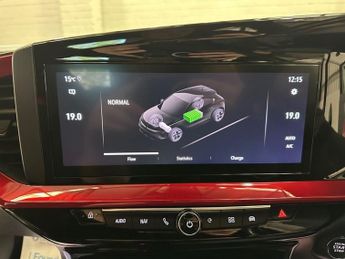VAUXHALL MOKKA ELECTRIC 50kWh SRi Premium SUV 5dr Electric Auto (136 ps)