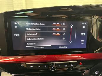 VAUXHALL MOKKA ELECTRIC 50kWh SRi Premium SUV 5dr Electric Auto (136 ps)