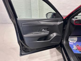VAUXHALL MOKKA ELECTRIC 50kWh SRi Premium SUV 5dr Electric Auto (136 ps)
