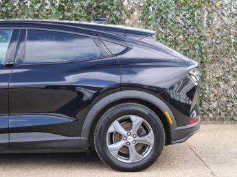 FORD MUSTANG MACH-E Extended Range 91kWh SUV 5dr Electric Automatic (294 ps)