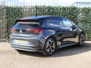 VOLKSWAGEN ID.3 Pro Performance 58kWh Tech Hatchback 5dr Electric Auto (204 ps)