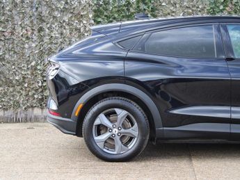 FORD MUSTANG MACH-E Extended Range 91kWh SUV 5dr Electric Automatic (294 ps)