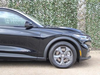 FORD MUSTANG MACH-E Extended Range 91kWh SUV 5dr Electric Automatic (294 ps)