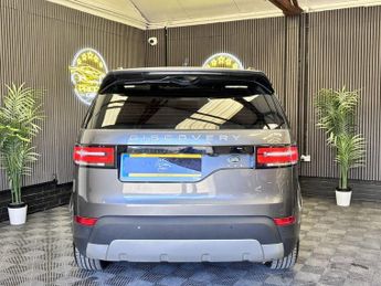 LAND ROVER DISCOVERY 3.0 TD V6 HSE SUV 5dr Diesel Auto 4WD Euro 6 (s/s) (258 ps)