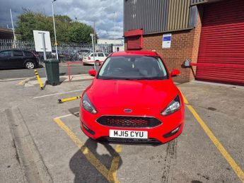 FORD FOCUS 1.6 Zetec Hatchback 5dr Petrol Powershift Euro 6 (125 ps)