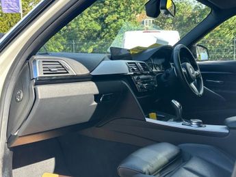 BMW 3 SERIES 2.0 320d M Sport Touring 5dr Diesel Auto Euro 6 (s/s) (190 ps)