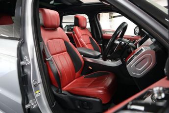 LAND ROVER RANGE ROVER SPORT 3.0 SD V6 HSE Dynamic SUV 5dr Diesel Auto 4WD Euro 6 (s/s) (306 