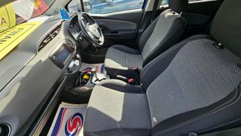 TOYOTA YARIS 1.5 VVT-h Icon Hatchback 5dr Petrol Hybrid E-CVT Euro 6 (101 ps)