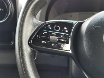 MERCEDES-BENZ SPRINTER MERCEDES-BENZ SPRINTER 315CDI L2 DIESEL RWD 3.5t H2 Progressive 