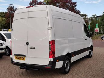 MERCEDES-BENZ SPRINTER MERCEDES-BENZ SPRINTER 315CDI L2 DIESEL RWD 3.5t H2 Progressive 