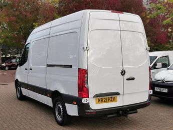 MERCEDES-BENZ SPRINTER MERCEDES-BENZ SPRINTER 315CDI L2 DIESEL RWD 3.5t H2 Progressive 