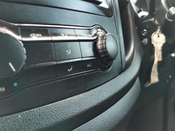 MERCEDES-BENZ EVITO 116 e 66kWh Progressive Panel Van 6dr Electric Auto FWD L2 (LWB)
