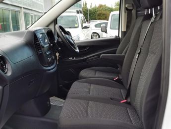 MERCEDES-BENZ EVITO 116 e 66kWh Progressive Panel Van 6dr Electric Auto FWD L2 (LWB)