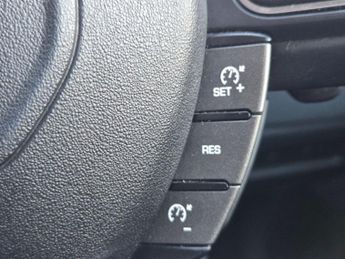 LAND ROVER RANGE ROVER EVOQUE 2.0 TD4 SE Tech SUV 5dr Diesel Auto 4WD Euro 6 (s/s) (180 ps)