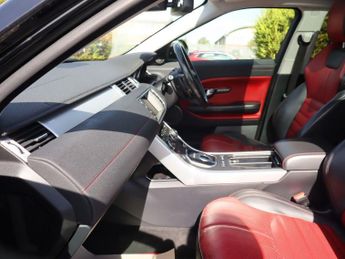 LAND ROVER RANGE ROVER EVOQUE 2.0 TD4 HSE Dynamic SUV 5dr Diesel Auto 4WD Euro 6 (s/s) (180 ps