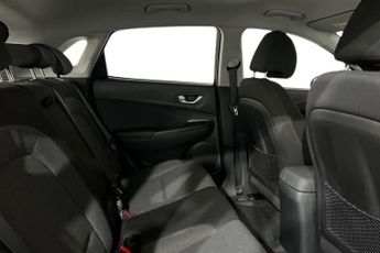 HYUNDAI KONA 39kWh SE Connect SUV 5dr Electric Auto (10.5kW Charger) (136 ps)