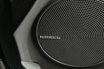 HYUNDAI KONA 39kWh SE Connect SUV 5dr Electric Auto (10.5kW Charger) (136 ps)