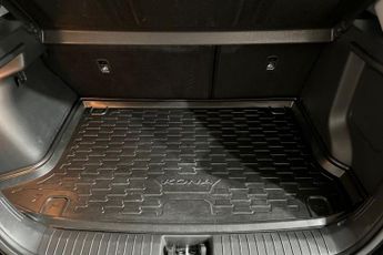 HYUNDAI KONA 39kWh SE Connect SUV 5dr Electric Auto (10.5kW Charger) (136 ps)