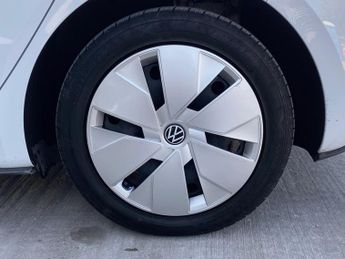 VOLKSWAGEN ID.3 Pro Performance 58kWh Life Hatchback 5dr Electric Auto (204 ps)