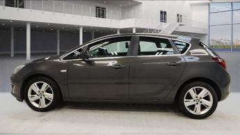 VAUXHALL ASTRA 2.0 CDTi SRi Hatchback 5dr Diesel Auto Euro 5 (165 ps)
