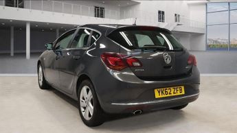 VAUXHALL ASTRA 2.0 CDTi SRi Hatchback 5dr Diesel Auto Euro 5 (165 ps)
