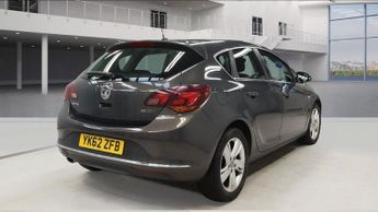VAUXHALL ASTRA 2.0 CDTi SRi Hatchback 5dr Diesel Auto Euro 5 (165 ps)