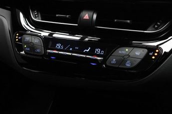 TOYOTA C-HR 2.0 VVT-h GPF Design SUV 5dr Petrol Hybrid CVT Euro 6 (s/s) (184