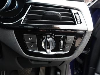 BMW 5 SERIES 2.0 520d SE Touring 5dr Diesel Auto Euro 6 (s/s) (190 ps) £2680