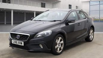 VOLVO V40 CROSS COUNTRY 2.0 D2 Lux Nav Hatchback 5dr Diesel Auto Euro 6 (s/s) (120 ps)