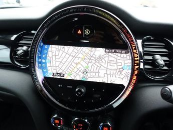 MINI Electric Hatch Cooper SE 32.6kWh Level 2 Hatchback 3dr Electric Auto (184 ps)