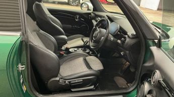 MINI Electric Hatch Cooper SE 32.6kWh Level 2 Hatchback 3dr Electric Auto (184 ps)