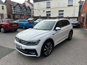 VOLKSWAGEN TIGUAN 2.0 TDI R-Line SUV 5dr Diesel DSG 4Motion Euro 6 (s/s) (150 ps)