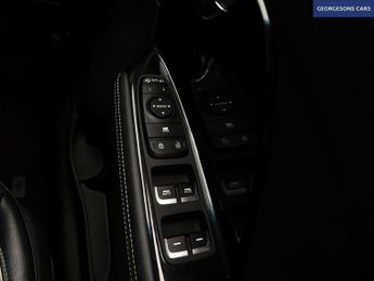 KIA NIRO 64kWh 3 SUV 5dr Electric Auto (201 bhp)