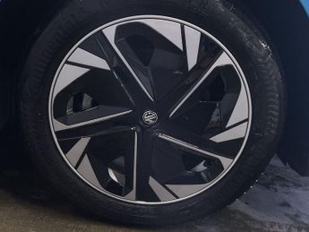 MG Mg4 51kWh SE Hatchback 5dr Electric Auto (170 ps)