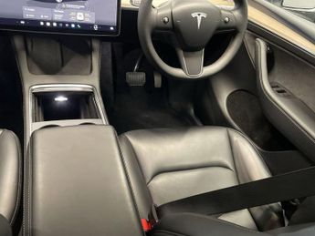 TESLA MODEL Y (Dual Motor) Long Range SUV 5dr Electric Auto 4WDE (384 bhp)