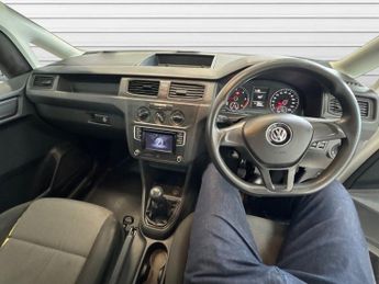 VOLKSWAGEN CADDY 1.6 TDI C20 Startline Temperature Controlled 5dr Diesel Manual L