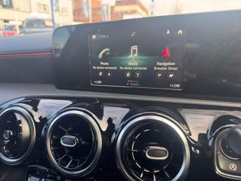 MERCEDES-BENZ A-CLASS 2.0 A200d AMG Line Hatchback 5dr Diesel 8G-DCT Euro 6 (s/s) (150