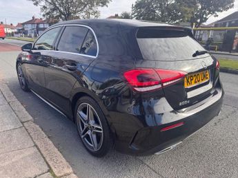 MERCEDES-BENZ A-CLASS 2.0 A200d AMG Line Hatchback 5dr Diesel 8G-DCT Euro 6 (s/s) (150
