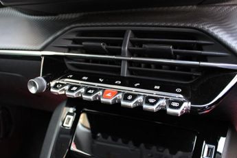 PEUGEOT 208 1.2 PureTech Allure Premium Hatchback 5dr Petrol EAT Euro 6 (s/s
