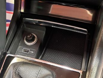 SKODA KAROQ 2.0 TDI Edition SUV 5dr Diesel DSG 4WD Euro 6 (s/s) (150 ps)